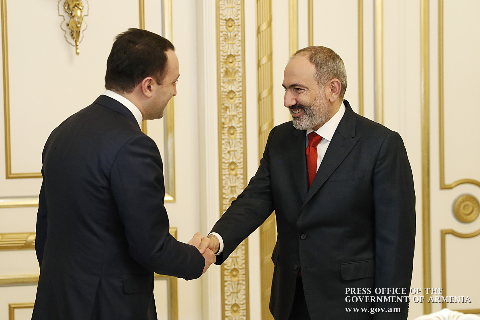 Никол Пашинян принял министра обороны Грузии Ираклия Гарибашвили