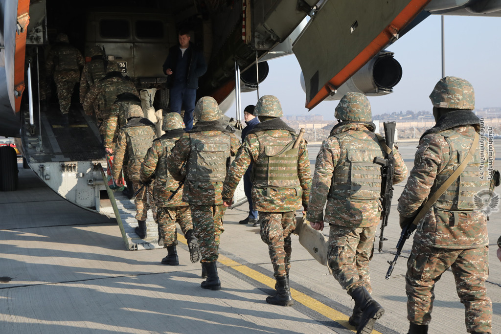 Армянских военных из состава миротворцев ОДКБ в Казахстан доставляют российские Ил-76