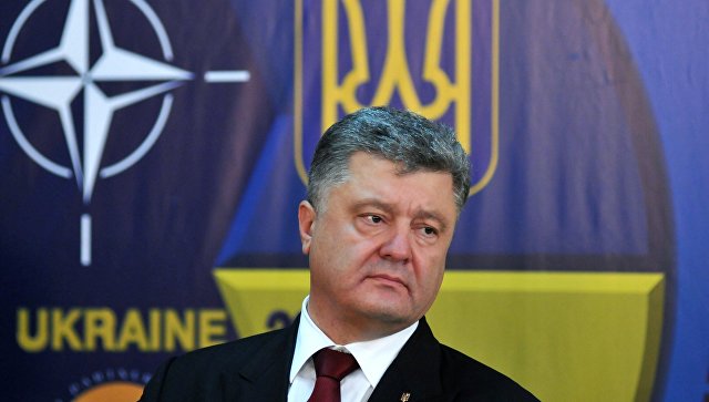 Порошенко: Украина пока не собирается немедленно подавать заявку на членство в НАТО