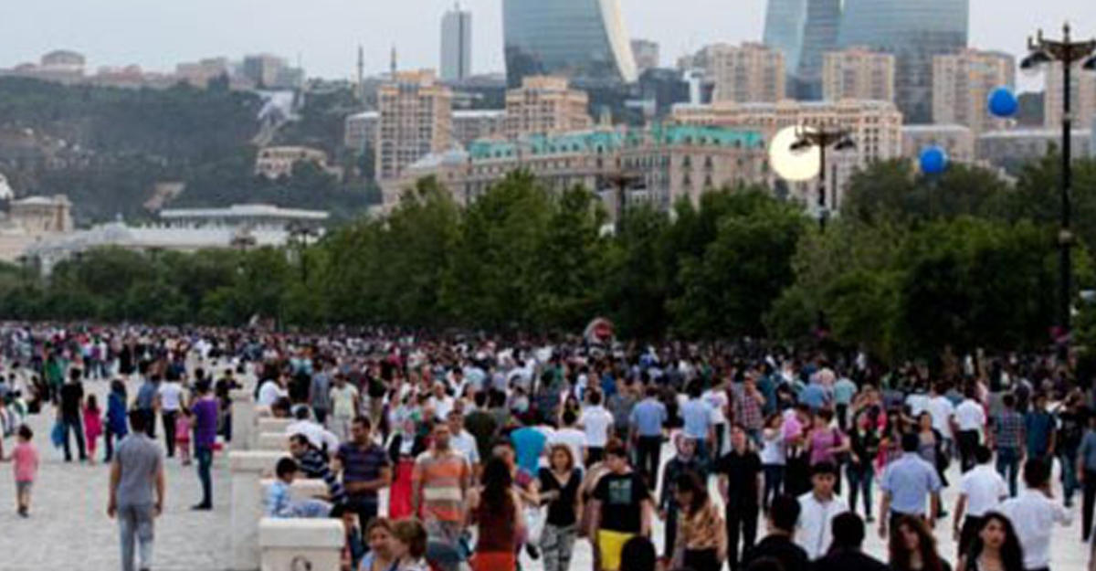 ВБ: Азербайджан - единственная страна Южного Кавказа с демографическим ростом 