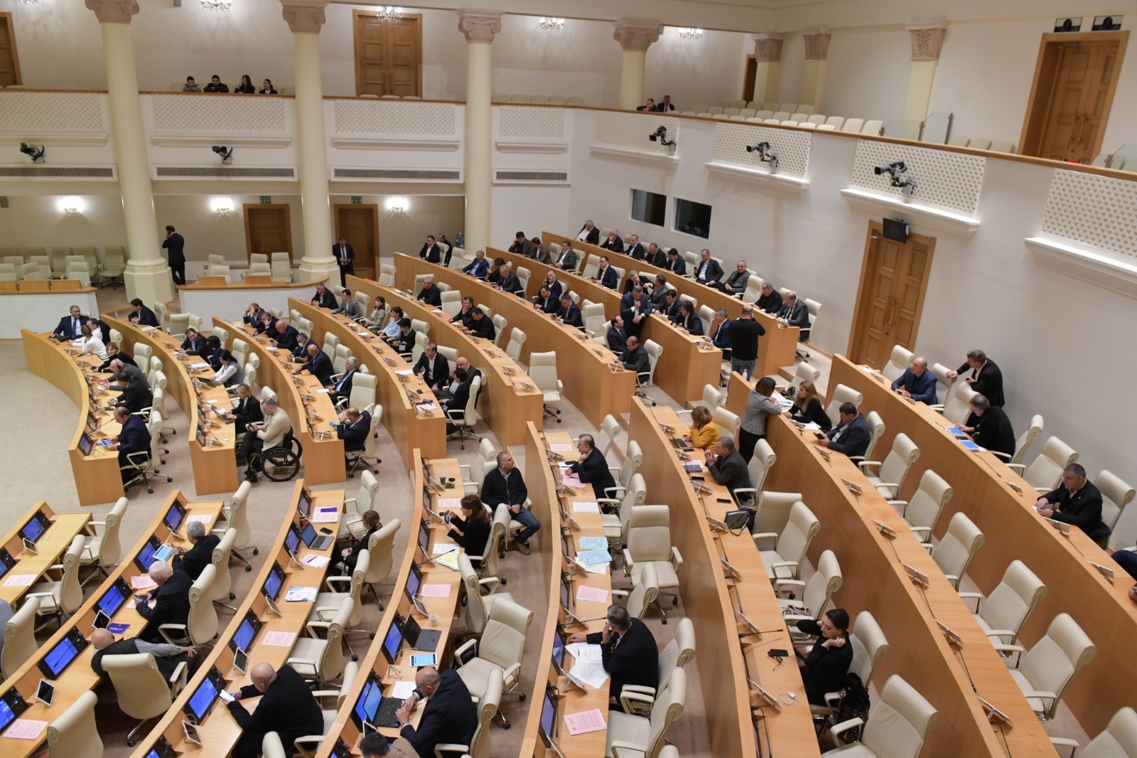  Парламент Грузии с 27 мая начнет процедуру по преодолению вето президента  