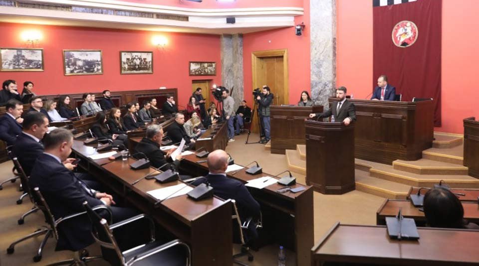  Юридический комитет парламента Грузии поддержал изменения в закон «О грантах» 