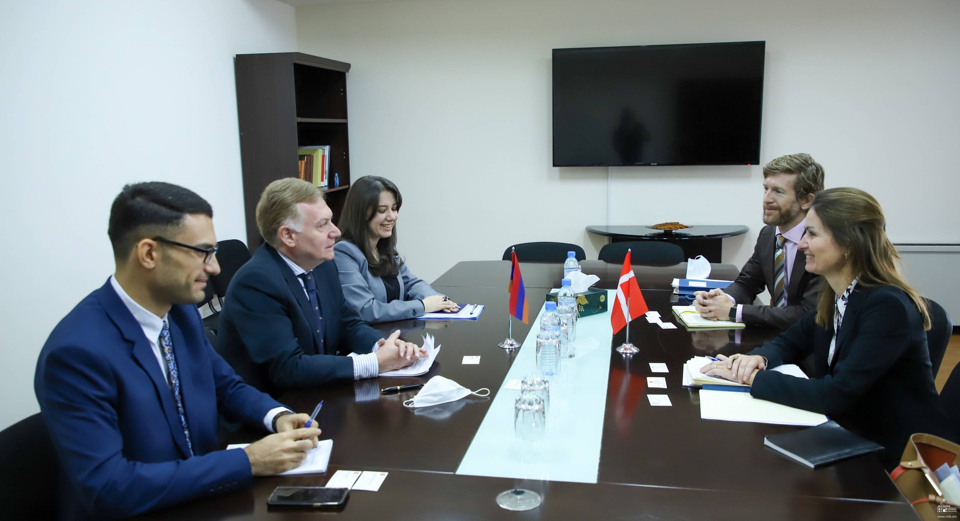 Между министерствами иностранных дел Дании и Армении прошли политические консультации 