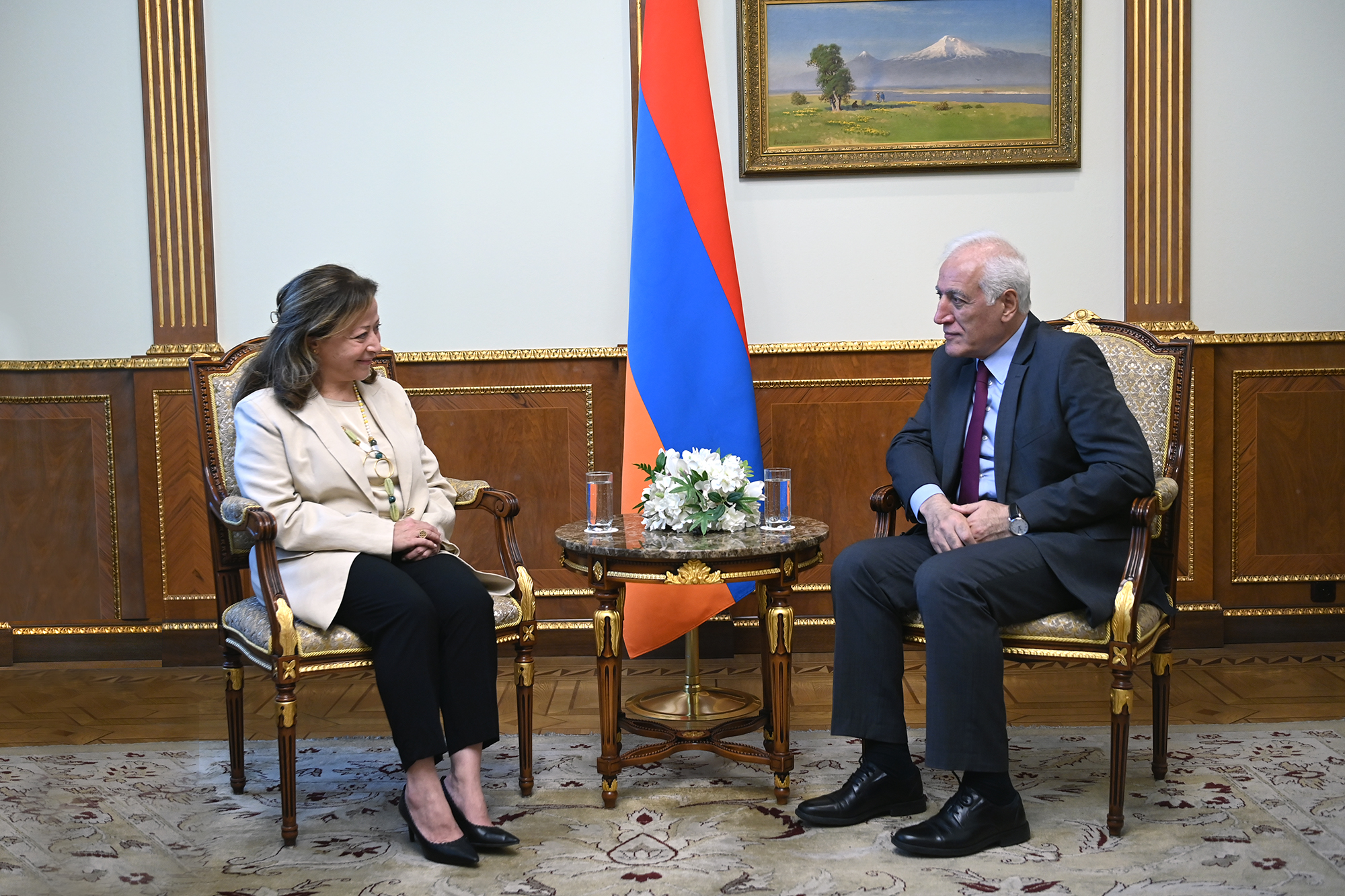 Մենք մշտապես զգացել ենք միմյանց կարիքը. Խաչատուրյանը՝ Լիբանանի դեսպանին