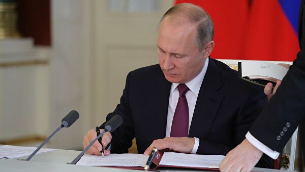 Պուտինը Ղարաբաղում խաղաղության պահպանմանն ուղղված միջոցառումների հրամանագիր է ստորագրել