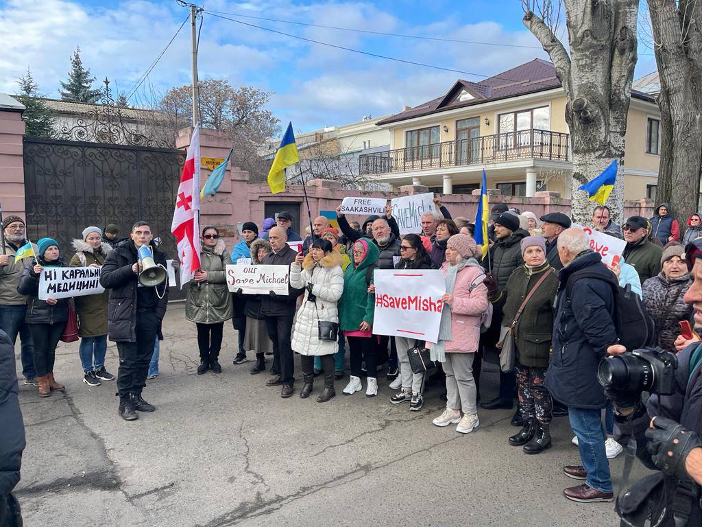 В 14 странах прошли акции в поддержку экс-президента Грузии Михаила Саакашвили