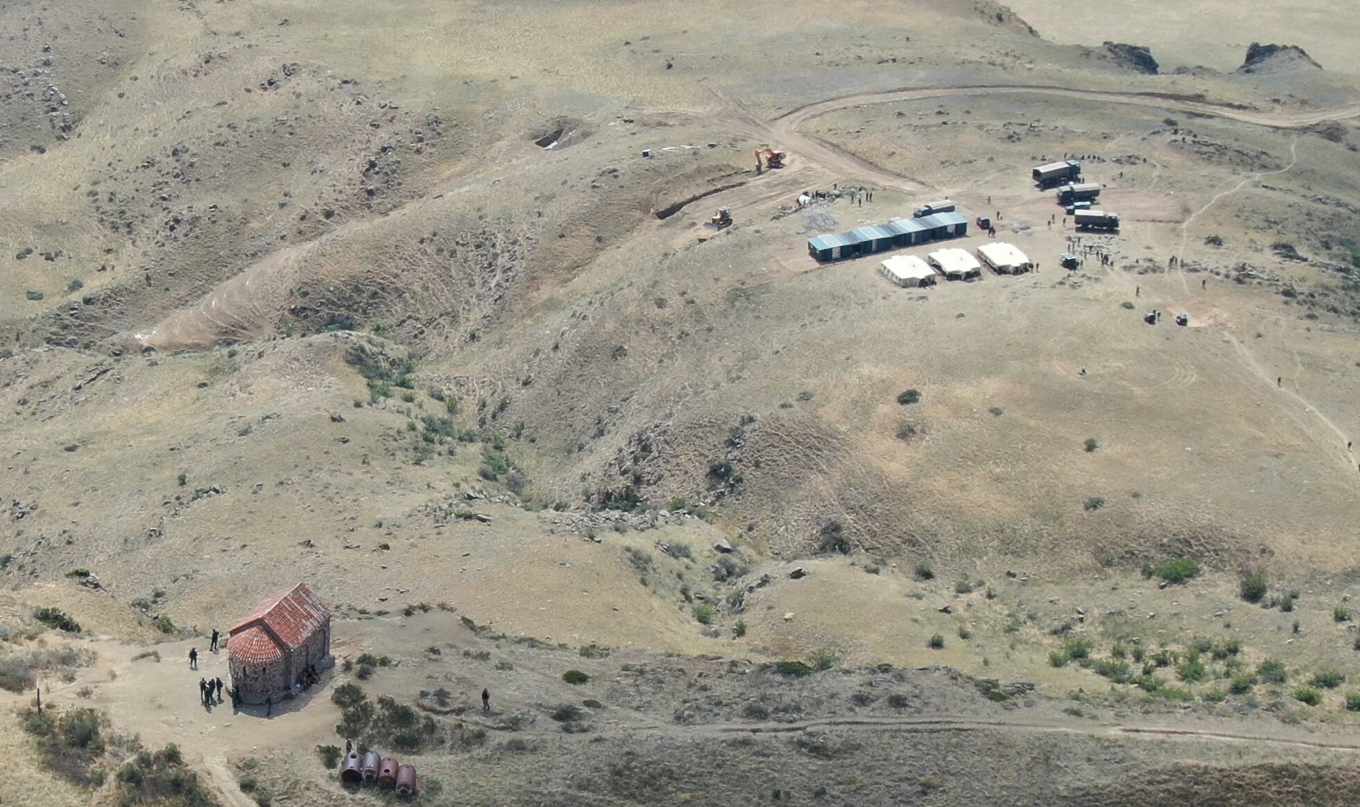Азербайджан построил военную базу на склоне горы Гареджи - Кацарава