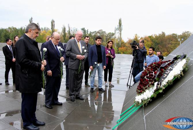 Советник президента США Рудольф Джулиани признает Геноцид армян 