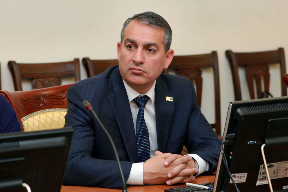 Армен Хачатрян: Национальное Собрание работает  в обычном режиме