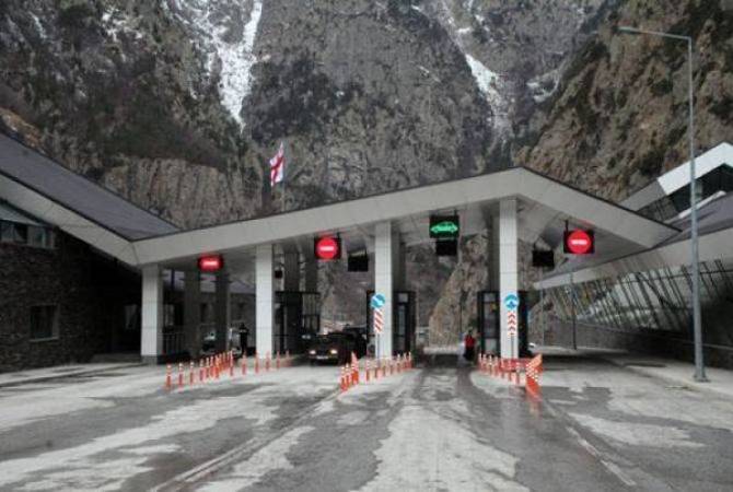 В Армении есть закрытые и труднопроходимые автодороги, а Ларс открыт 