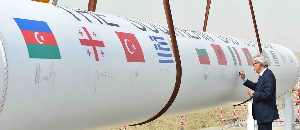 ЕС предложил Туркменистану поставлять газ в Европу через Азербайджан