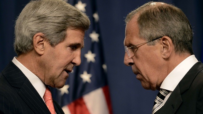 Лавров и Керри обсудили ситуацию в Сирии по телефону 