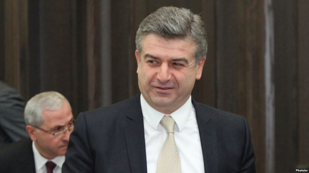 Премьер-министр Армении поручил пересмотреть тарифы на газ и электроэнергию 