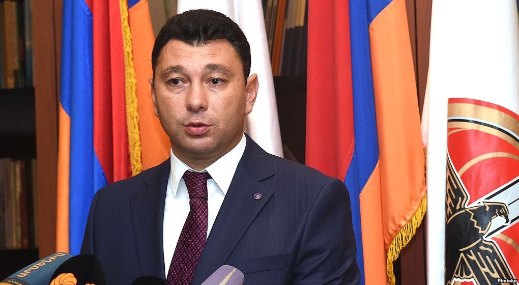 В руководстве правящей партии Армении грядут перемены