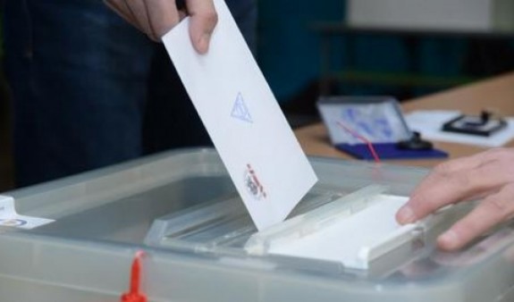 Выборы в ОМС: армянская оппозиция трещит по швам?