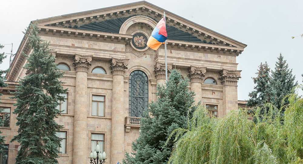 Парламент Армении обсудит ситуацию в ЕАЭС на слушаниях в мае