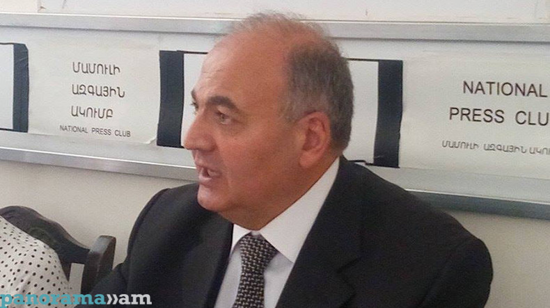 Замглавы администрации президента Армении уходит в отставку 