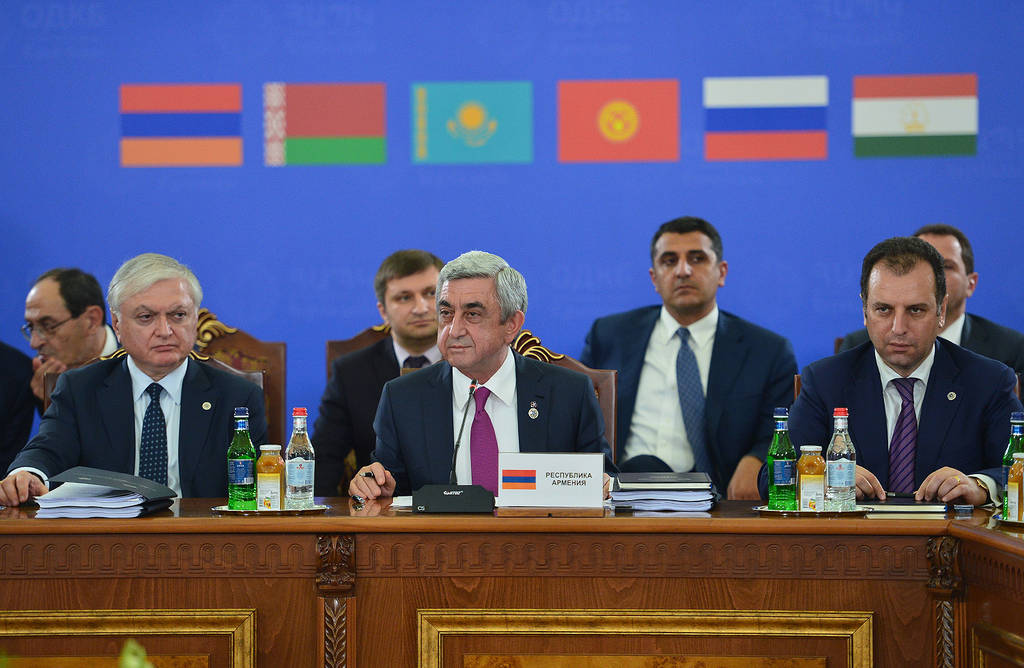 Президент Армении: состоялось искреннее обсуждение проблем безопасности на пространстве ОДКБ 