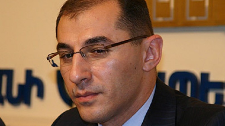 Министр: Признаков дефолта в Армении нет, но повод для озабоченности есть