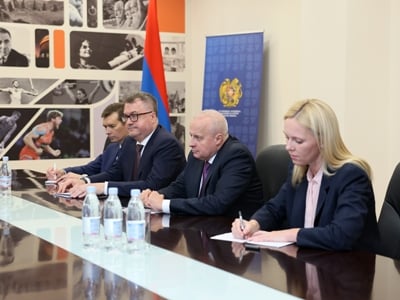 Глава миноборнауки Армении и посол России обсудили реализацию  совместных проектов