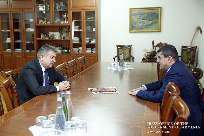 Премьер заявил о возможности создания Арменией и Карабахом единого энергетического поля 