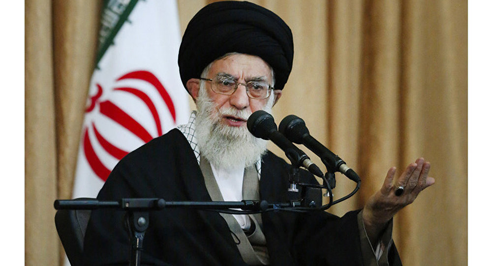Хаменеи приказал расширить обогащение урана в случае краха ядерной сделки