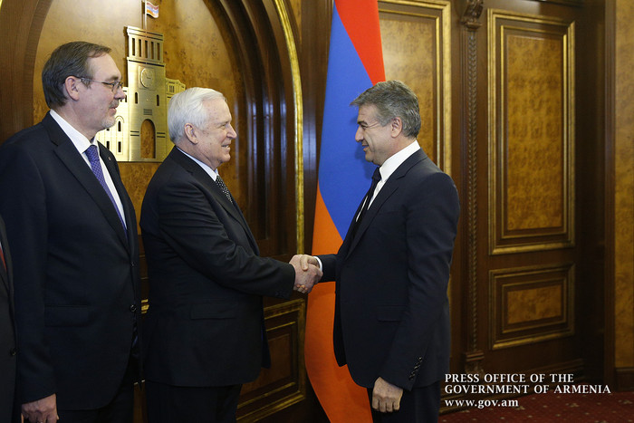 Граждане РФ смогут ездить в Армению по внутренним паспортам