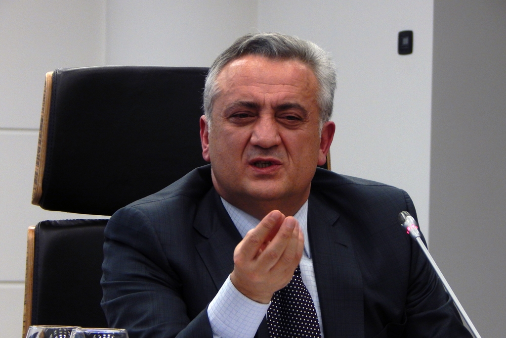Глава Центробанка Армении выделил три сферы для инвестиций