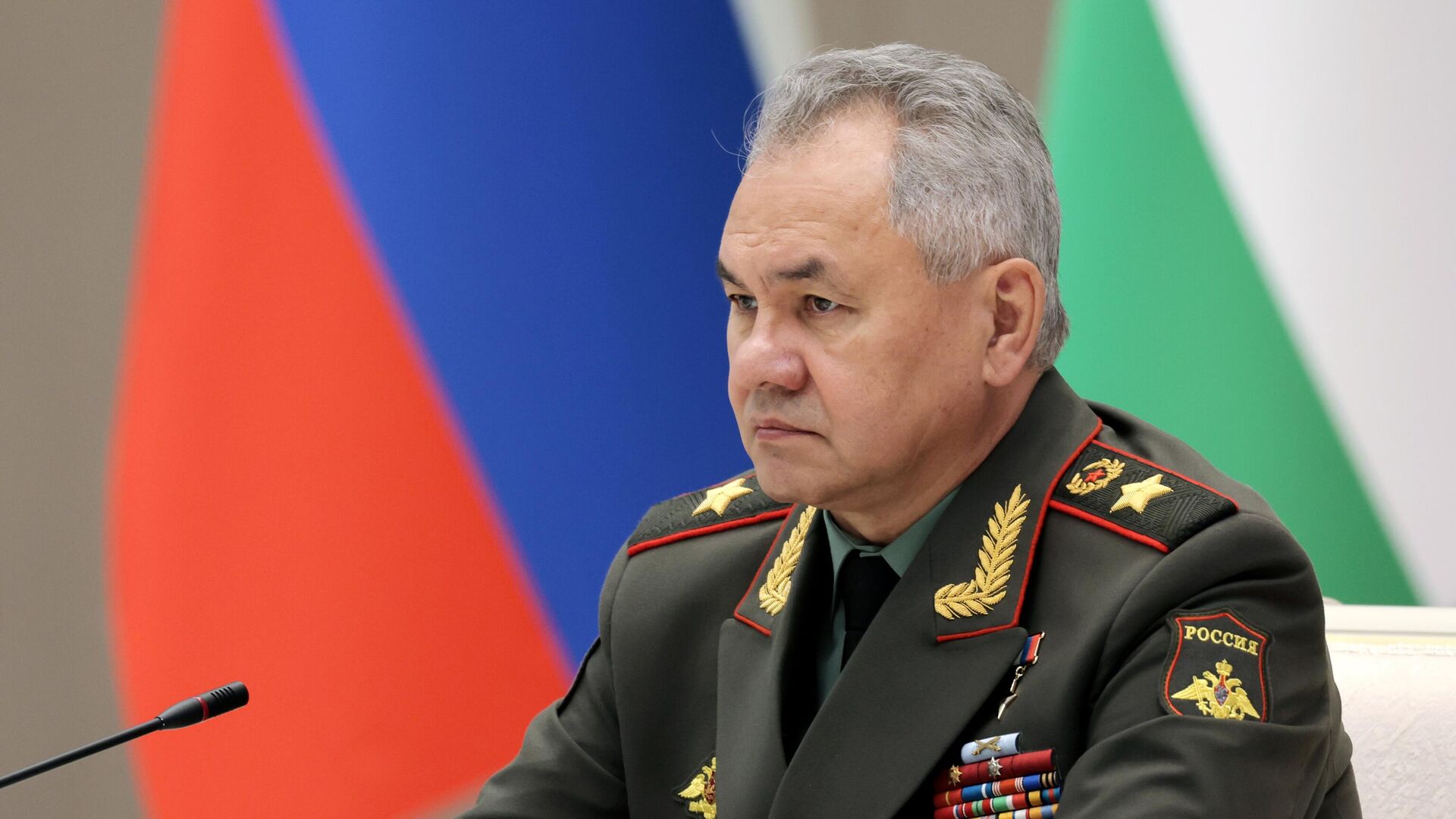 Шойгу: нужно довести численность ВС РФ до 1,5 млн военнослужащих