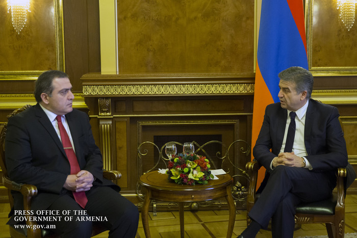 Армянский премьер обсудил с послом Грузии вопросы сотрудничества 