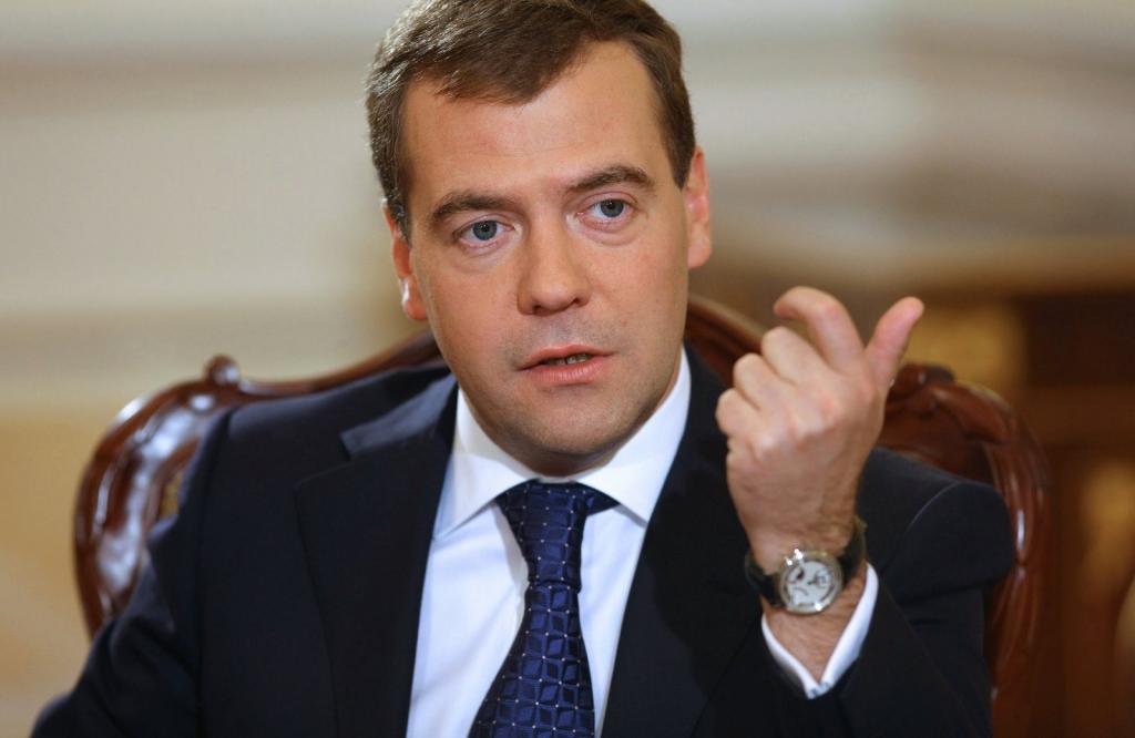 Медведев: Сложная страница в российско-турецких отношениях перевернута