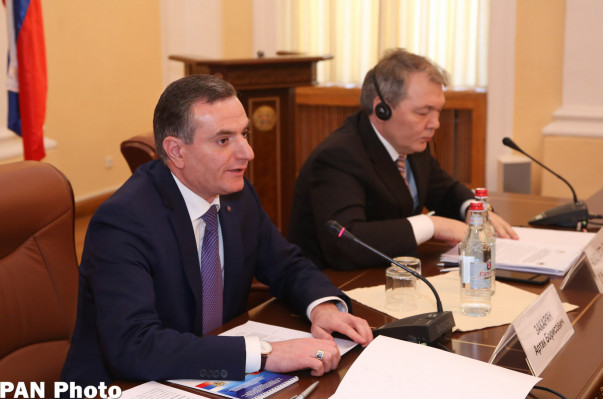 Армянские и российские законодатели обсуждают выгоды от ЕАЭС
