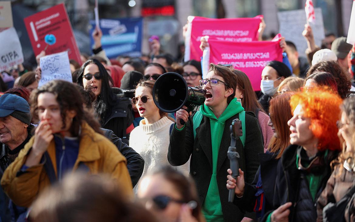 В Тбилиси проходит «Марш женского движения»
