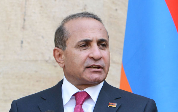 Экс-премьер Армении ответил Сержу Саргсяну за метафору