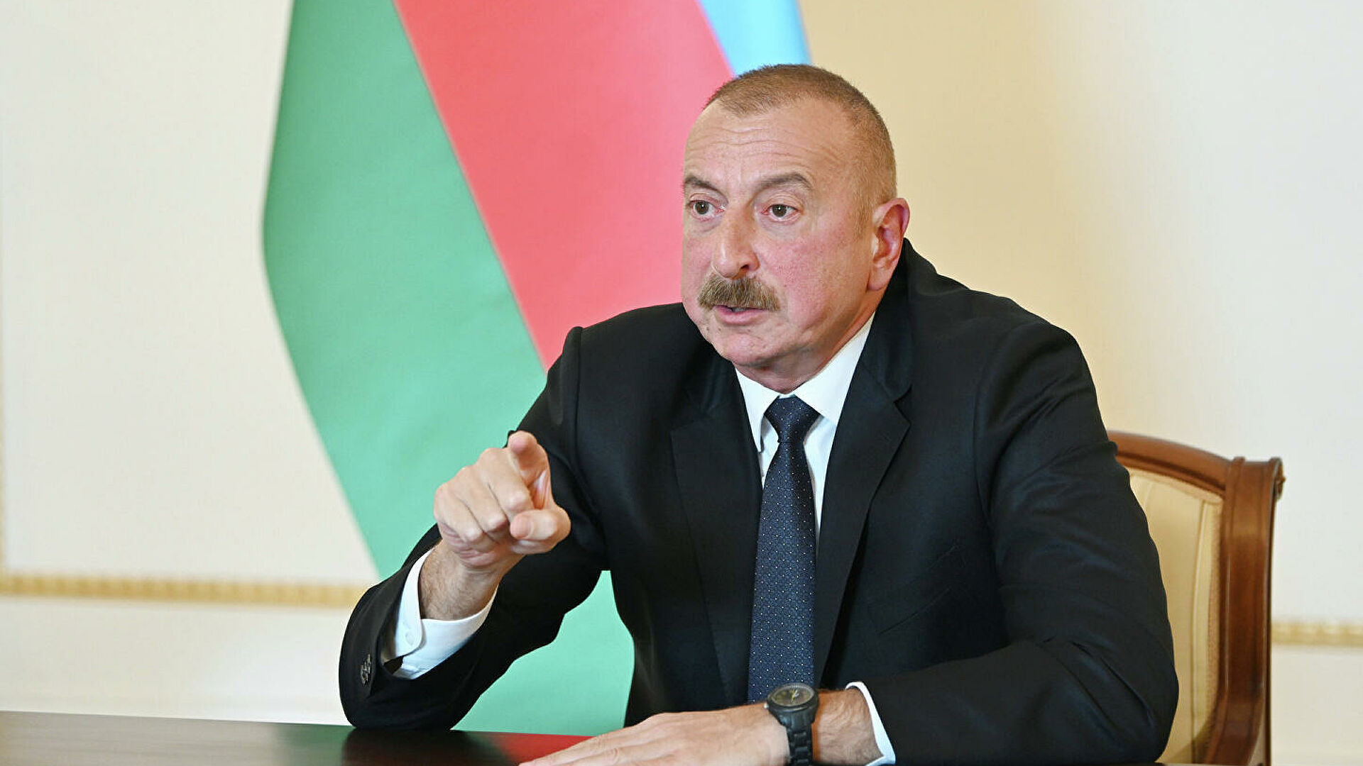 Алиев назвал условием для переговоров с Арменией признание территориальной целостности