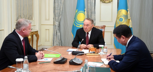 Назарбаев поддерживает кандидата от Белоруссии на пост генсека ОДКБ