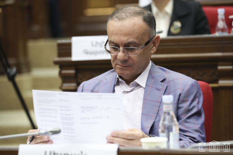 Блок «Армения» бойкотирует заседания парламента: Оппозиционер повторно арестован