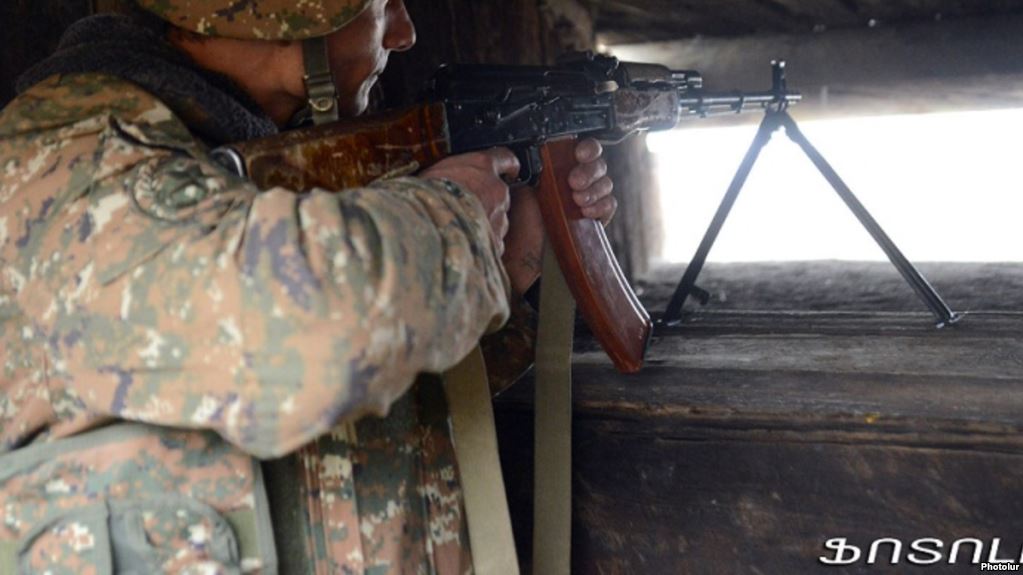 ԼՂՀ ՊԲ զորամասերից մեկում հրազենային վիրավորումից զինծառայող է մահացել