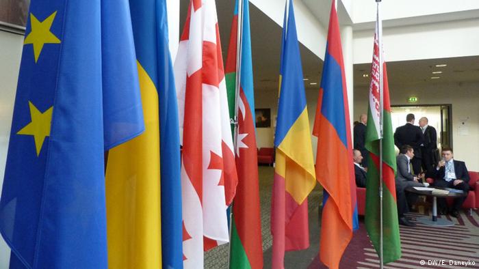 Саммит в Риге: Армения должна маневрировать между ЕС и ЕАЭС - парламентарии  