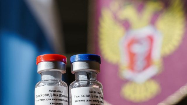 Массовая вакцинация в России начнется в 2021 году, но будет добровольной - Голикова