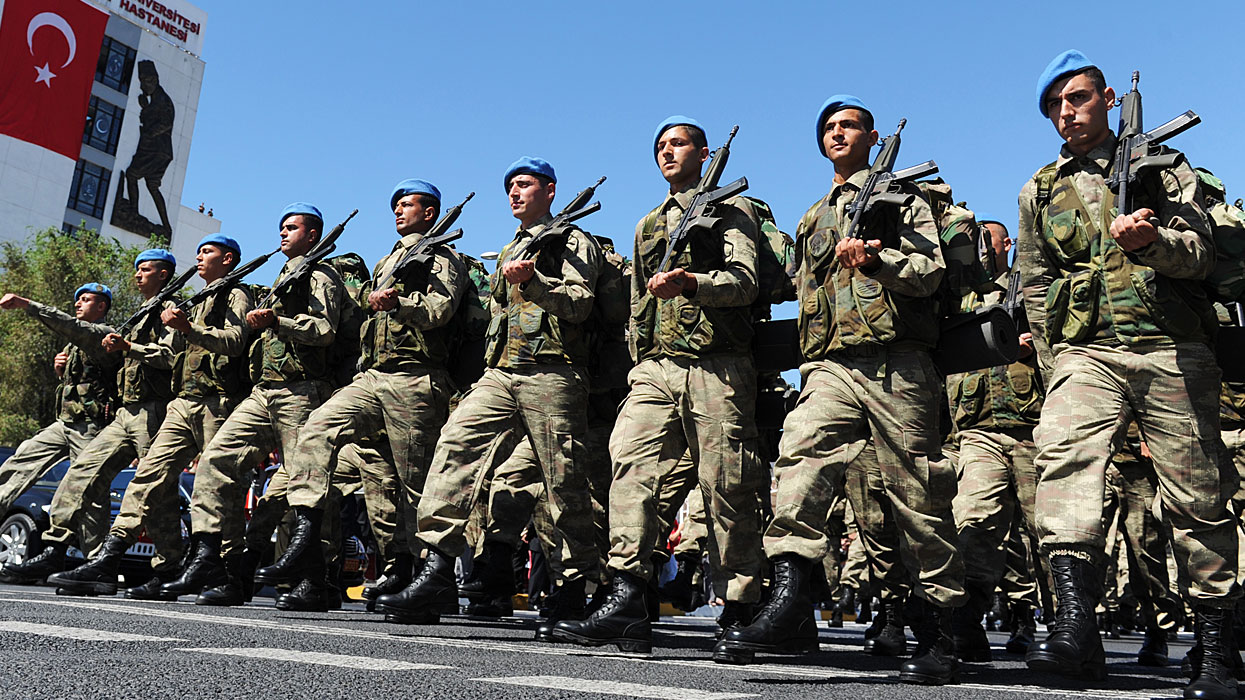 Срок обязательной военной службы в Турции сократился с года до шести месяцев