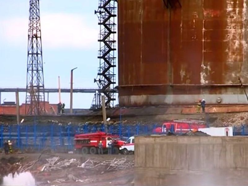 Путин объявил ЧС федерального уровня из-за разлива 20 тыс. тонн дизтоплива в Норильске
