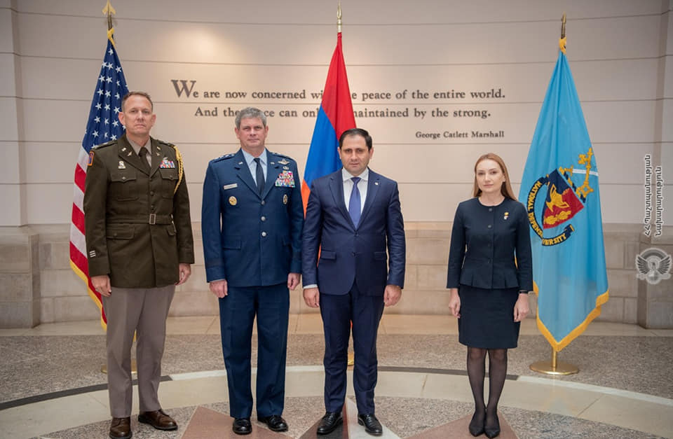 Армения намерена сотрудничать с США в разработке образовательных программ для военных