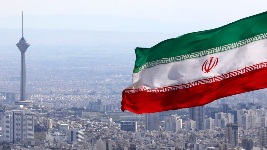 Ахмадинежад, Элахиян, Хаганиян: кто участвует в выборах президента Ирана