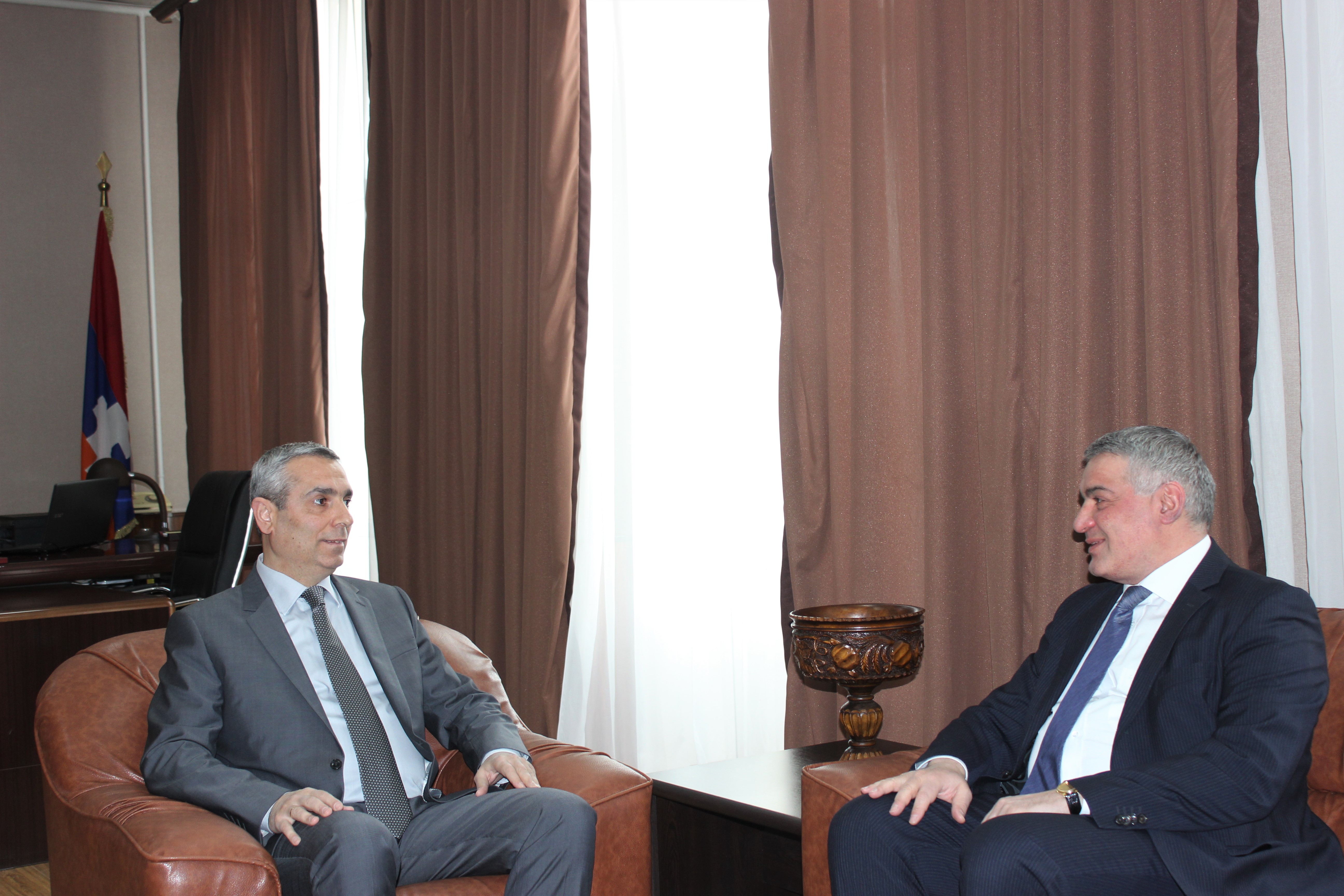 Армения и Карабах решили теснее взаимодействовать в рамках международных организаций