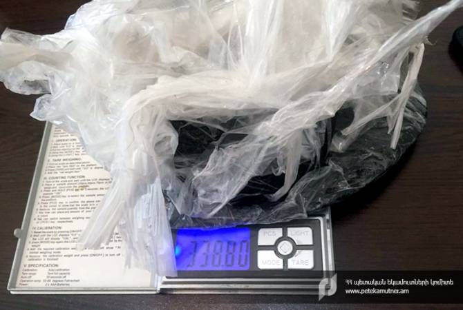 КГД обнаружил у граждан Армении и Ирана опиум и метамфетамин