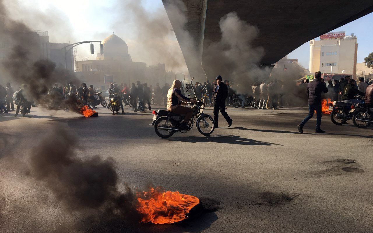 Эксперт: Протесты в Иране исходят из интересов США и Израиля
