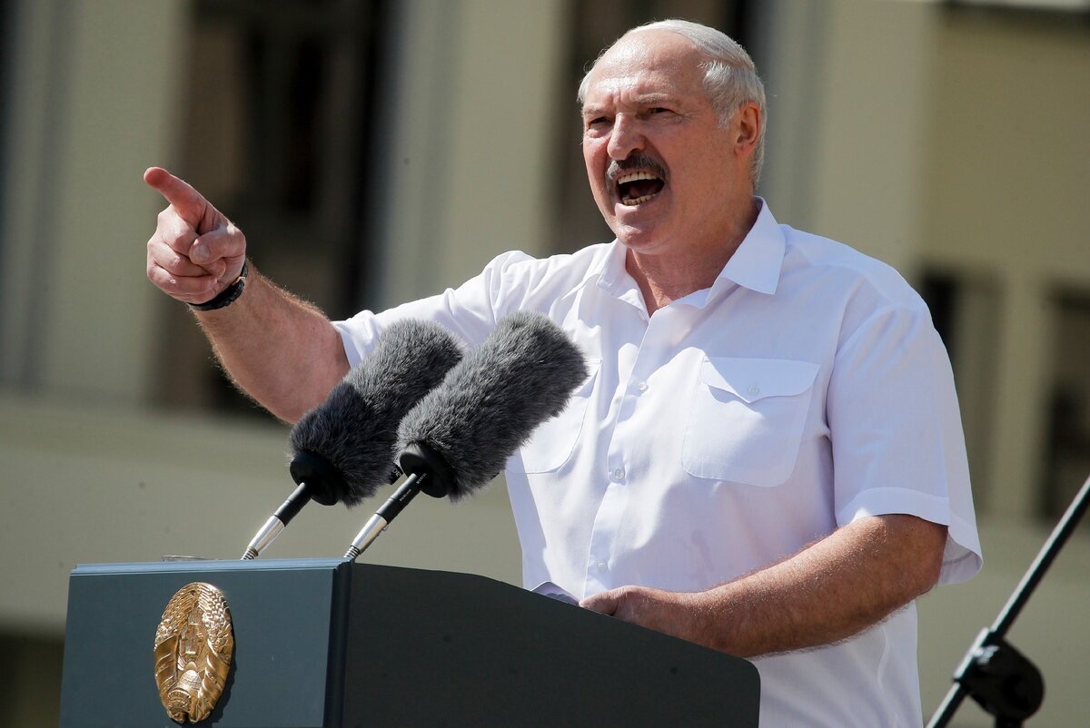 Лукашенко белорусским олимпийцам: без медалей из Токио в страну не возвращайтесь