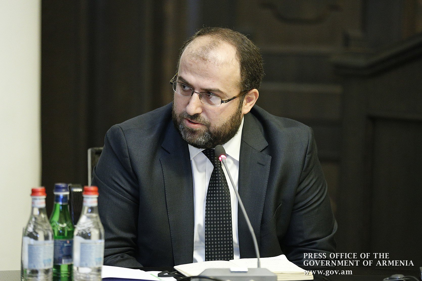 “Просвещенная Армения” потребовала отставки министра экологии