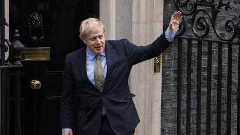 Премьер Великобритании Борис Джонсон сегодня подаст в отставку — Би-би-си